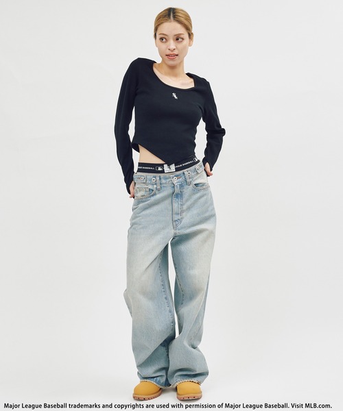 BACK TO THE FIELD（バック トゥー ザ フィールド）の「【MLB】裾Vワンポイントロゴカットリブトップス（Tシャツ/カットソー・レディース・ブラック/ブルー/ホワイト・FREE）」の18枚目の写真