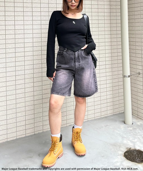 BACK TO THE FIELD（バック トゥー ザ フィールド）の「【MLB】裾Vワンポイントロゴカットリブトップス（Tシャツ/カットソー・レディース・ブラック/ブルー/ホワイト・FREE）」の20枚目の写真