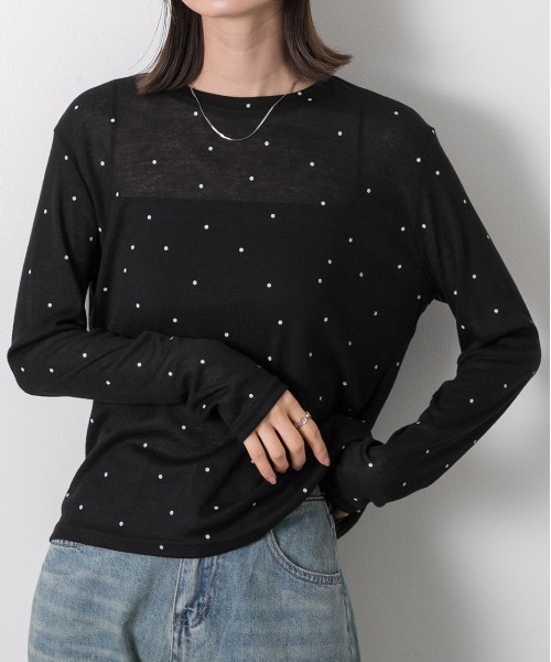 ad thie（アドティエ）の「クルーネック ドット柄 カットソー（Tシャツ/カットソー・レディース・ベージュ/ブラック/オフホワイト/杢グレー・FREE）」の3枚目の写真