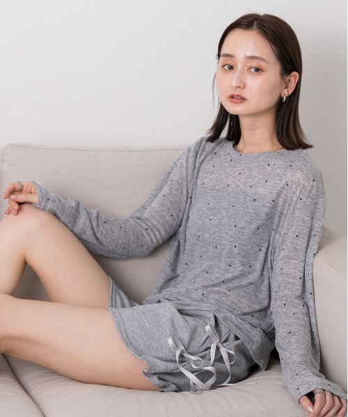 ad thie（アドティエ）の「クルーネック ドット柄 カットソー（Tシャツ/カットソー・レディース・ベージュ/ブラック/オフホワイト/杢グレー・FREE）」の22枚目の写真