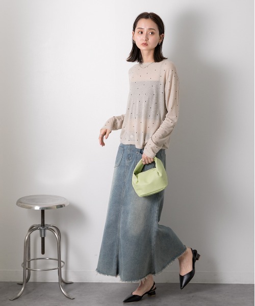 ad thie（アドティエ）の「クルーネック ドット柄 カットソー（Tシャツ/カットソー・レディース・ベージュ/ブラック/オフホワイト/杢グレー・FREE）」の17枚目の写真