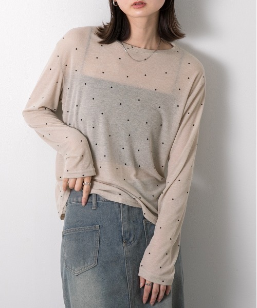 ad thie（アドティエ）の「クルーネック ドット柄 カットソー（Tシャツ/カットソー・レディース・ベージュ/ブラック/オフホワイト/杢グレー・FREE）」の14枚目の写真