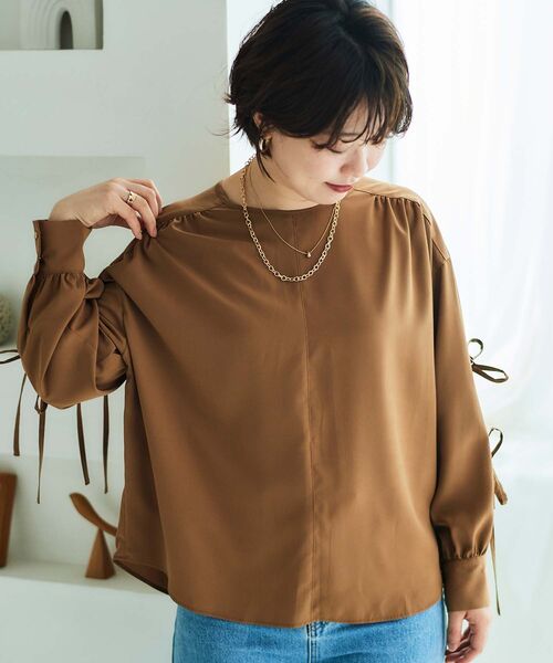 le.coeur blanc（ルクールブラン）の「ボリュームスリーブリボンブラウス（シャツ/ブラウス・レディース・サックスブルー/ブラック/キャメル・38）」の7枚目の写真