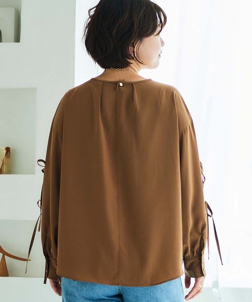 le.coeur blanc（ルクールブラン）の「ボリュームスリーブリボンブラウス（シャツ/ブラウス・レディース・サックスブルー/ブラック/キャメル・38）」の8枚目の写真