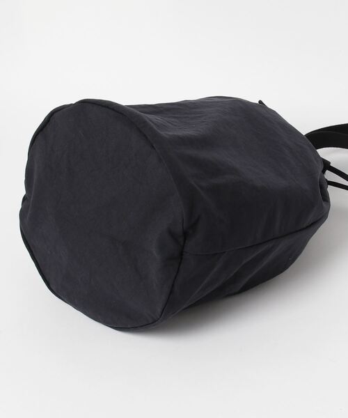 MARGARET HOWELL（マーガレットハウエル）の「BOTANICAL DYED NYLON（ハンドバッグ・レディース・ネイビー・FREE）」の3枚目の写真