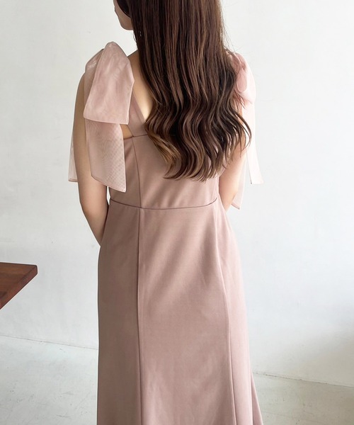 one after another NICE CLAUP(ワンアフターアナザーナイスクラップ)の「肩リボンキャミワンピース(ワンピース・レディース・ブラック/オフホワイト/ピンク・SMALL/MEDIUM)」の22枚目の写真