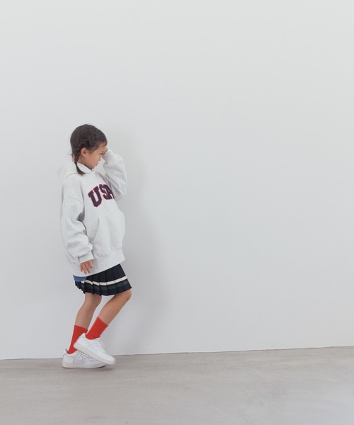 LOWRYS FARM(ローリーズファーム)の「USAロゴフーディ 134382(スウェット・キッズ・グレー/ネイビー/レッド・110cm/120cm/130cm/140cm/150cm)」の14枚目の写真