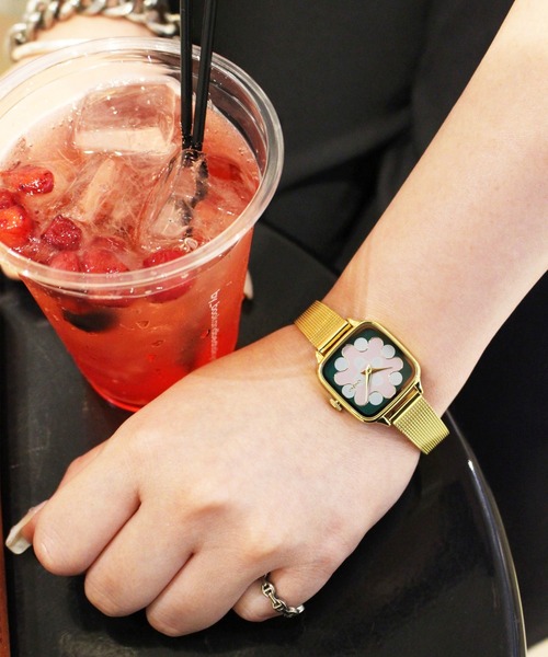 KOMONO.（コモノ）の「「KOMONO コモノ」腕時計 Kate ケイト フラワー ロワイヤル（アナログ腕時計・レディース・ゴールド系/シルバー系2/シルバー系1/ゴールド系2/シルバー系3/ゴールド系4/ゴールド系3・FREE）」の6枚目の写真