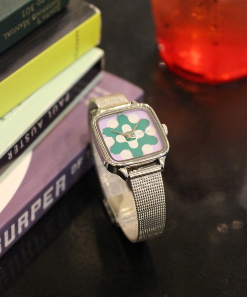 KOMONO.（コモノ）の「「KOMONO コモノ」腕時計 Kate ケイト フラワー ロワイヤル（アナログ腕時計・レディース・ゴールド系/シルバー系2/シルバー系1/ゴールド系2/シルバー系3/ゴールド系4/ゴールド系3・FREE）」の21枚目の写真