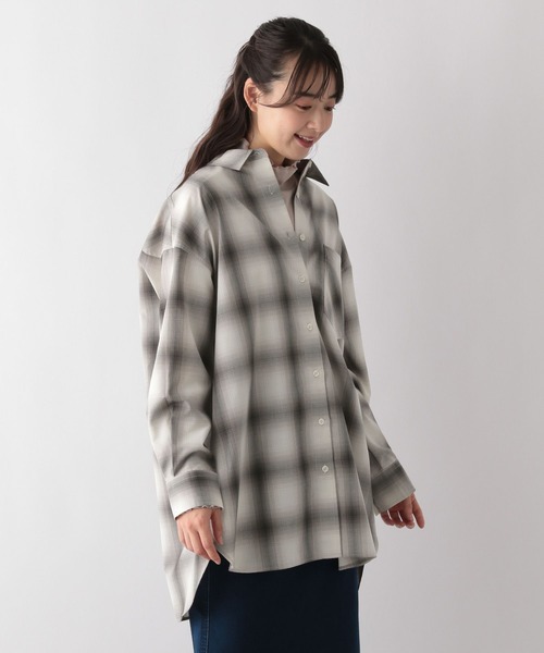 GLOBAL WORK Smile Seed Store（グローバルワーク スマイルシードストア）の「イージーケアオーバーシャツ/116006（シャツ/ブラウス・レディース・ネイビー/サックスブルー/グレー/杢グレー・MEDIUM/LARGE/SMALL/X-LARGE）」の19枚目の写真