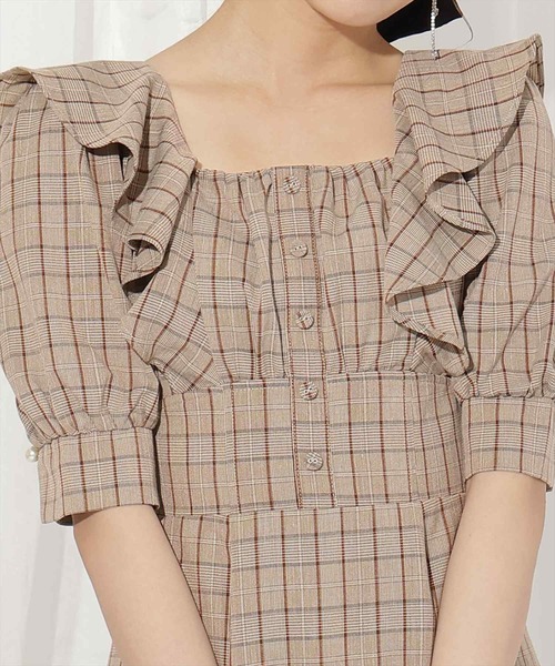 WILLSELECTION（ウィルセレクション）の「ラッフルフリルパフ袖ワンピース（ワンピース・レディース・ブラウン/ブラウン系その他/グレー系その他/グレー・FREE）」の5枚目の写真