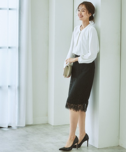 7days Life Styling（セブンデイズライフスタイリング）の「ストレッチとろみ素材フロント2WAYブラウス（しわになりにくい・速乾・洗濯機OK・UVカット）（シャツ/ブラウス・レディース・グレイッシュベージュ/サックスブルー/オフホワイト/ネイビー/ライトブルー・S/M/L/LL/3L）」の10枚目の写真