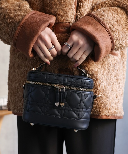 sakishimatokyo（サキシマトーキョー）の「【3WAY】 バニティバッグ/キルティング/ショルダー（ハンドバッグ・レディース・アイボリー/ブラック/グレイッシュベージュ・FREE）」の2枚目の写真