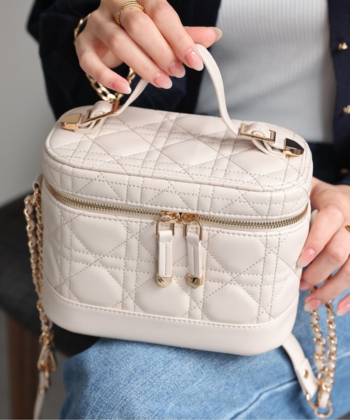 sakishimatokyo（サキシマトーキョー）の「【3WAY】 バニティバッグ/キルティング/ショルダー（ハンドバッグ・レディース・アイボリー/ブラック/グレイッシュベージュ・FREE）」の12枚目の写真