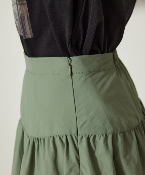NERGY（ナージー）の「ギャザーナイロンスカート（スカート・レディース・カーキ/ブラック・FREE）」の11枚目の写真