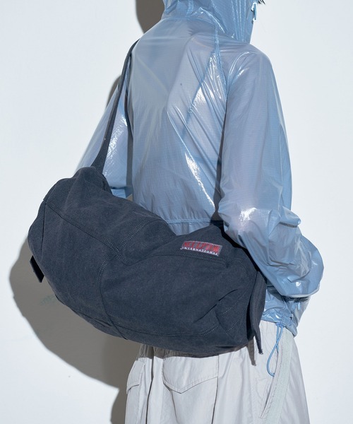 SCULPTOR（スカルプター）の「Vintage Canvas Duffel Bag/ヴィンテージキャンバスダッフルバッグ（ショルダーバッグ・レディース・ライトグレー/ピンク/ブラック/カーキ・FREE）」の2枚目の写真