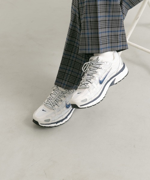 NIKE（ナイキ）の「NIKE　P-6000（スニーカー・レディース・ホワイト系その他・24/24.5）」の6枚目の写真