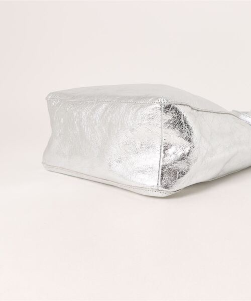 marco masi(マルコマージ)の「【MARCO MASI/マルコ・マージ】パイソン柄 ラージ トートバッグ(トートバッグ・レディース・シルバー/パイソン・FREE)」の4枚目の写真