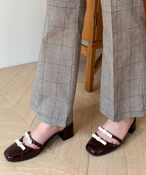 one after another NICE CLAUP（ワンアフターアナザーナイスクラップ）の「リボンストラップセパレートパンプス（パンプス・レディース・ブラック/アイボリー/ブラウン・L/M/S）」の16枚目の写真