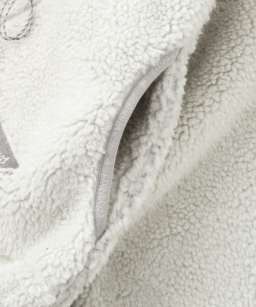 and wander(アンドワンダー)の「Gramicci × and wander JQ TAPE FLEECE JACKET GUJ4-F3005-M(ブルゾン・メンズ・ブラック/ライトグレー・MEDIUM/LARGE)」の6枚目の写真