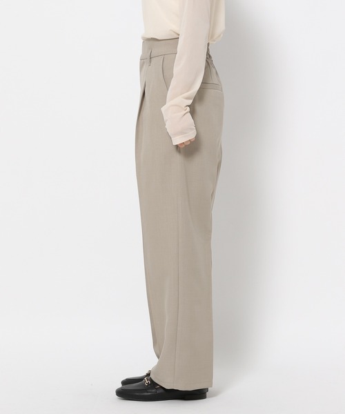 mysty woman(ミスティウーマン)の「セットアップ着用可・センタープレスストレートパンツ 291372(スラックス・レディース・ネイビー/ベージュ/グレー・FREE)」の9枚目の写真