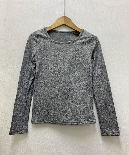 VIVID LADY(ビビッドレディー)の「裏起毛 カットソー 長袖 トップス 長袖 インナー tシャツ 韓国ファッション ヒートテック レディース シャツ レイヤード 無地 ラウンドネック あったか(Tシャツ/カットソー・レディース・カーキ/ブラック/ホワイト/グレー・FREE)」の2枚目の写真