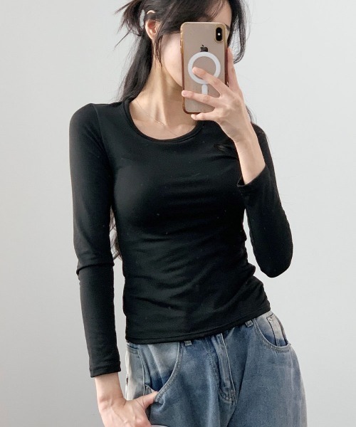 VIVID LADY(ビビッドレディー)の「裏起毛 カットソー 長袖 トップス 長袖 インナー tシャツ 韓国ファッション ヒートテック レディース シャツ レイヤード 無地 ラウンドネック あったか(Tシャツ/カットソー・レディース・カーキ/ブラック/ホワイト/グレー・FREE)」の16枚目の写真