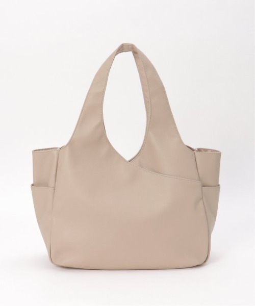 LBC（エルビーシー）の「フェイクレザークリテバッグ（トートバッグ・レディース・イエロー/ベージュ/ブラック/シルバー/ボルドー・FREE）」の8枚目の写真