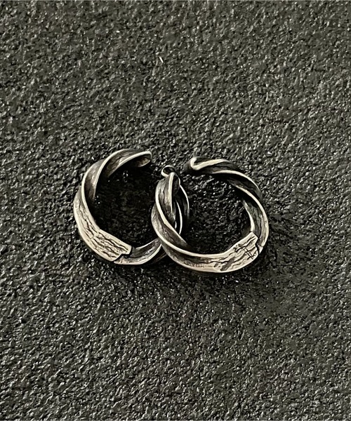 SPINNS（スピンズ）の「ヴィンテージライクシルバーフープイヤリング/アソートモチーフ（イヤリング・メンズ・E/D/C/F/A/B/G・ONESIZE）」の6枚目の写真