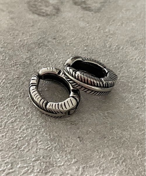 SPINNS（スピンズ）の「ヴィンテージライクシルバーフープイヤリング/アソートモチーフ（イヤリング・メンズ・E/D/C/F/A/B/G・ONESIZE）」の20枚目の写真