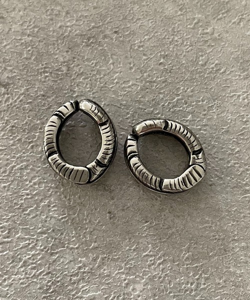 SPINNS（スピンズ）の「ヴィンテージライクシルバーフープイヤリング/アソートモチーフ（イヤリング・メンズ・E/D/C/F/A/B/G・ONESIZE）」の22枚目の写真