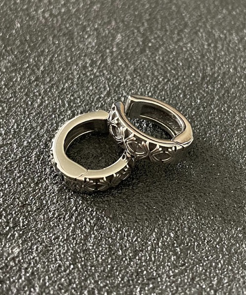 SPINNS（スピンズ）の「ヴィンテージライクシルバーフープイヤリング/アソートモチーフ（イヤリング・メンズ・E/D/C/F/A/B/G・ONESIZE）」の10枚目の写真