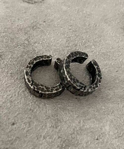 SPINNS（スピンズ）の「ヴィンテージライクシルバーフープイヤリング/アソートモチーフ（イヤリング・メンズ・E/D/C/F/A/B/G・ONESIZE）」の19枚目の写真