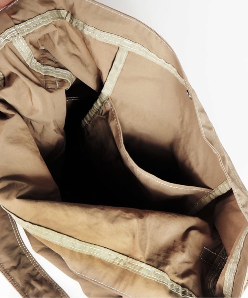 CONTROL FREAK / CTFK（コントロールフリーク）の「CONTROL FREAK / CTFK（コントロールフリーク）ステッチ撥水ショルダー（ショルダーバッグ・レディース・グレー/ブルー/ベージュ/オレンジ/ホワイト/ボルドー・FREE）」の9枚目の写真