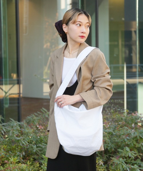 CONTROL FREAK / CTFK（コントロールフリーク）の「CONTROL FREAK / CTFK（コントロールフリーク）ステッチ撥水ショルダー（ショルダーバッグ・レディース・グレー/ブルー/ベージュ/オレンジ/ホワイト/ボルドー・FREE）」の16枚目の写真