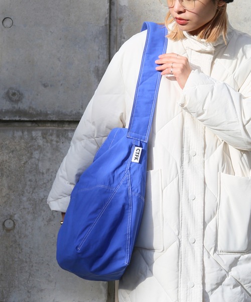 CONTROL FREAK / CTFK（コントロールフリーク）の「CONTROL FREAK / CTFK（コントロールフリーク）ステッチ撥水ショルダー（ショルダーバッグ・レディース・グレー/ブルー/ベージュ/オレンジ/ホワイト/ボルドー・FREE）」の20枚目の写真