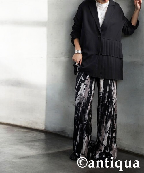 antiqua（アンティカ）の「プリーツアシメジャケット（テーラードジャケット・レディース・ブラック・ONESIZE）」の10枚目の写真