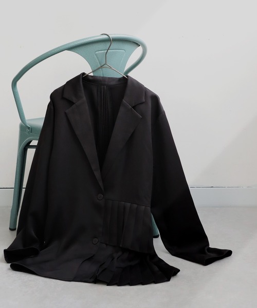 antiqua（アンティカ）の「プリーツアシメジャケット（テーラードジャケット・レディース・ブラック・ONESIZE）」の13枚目の写真