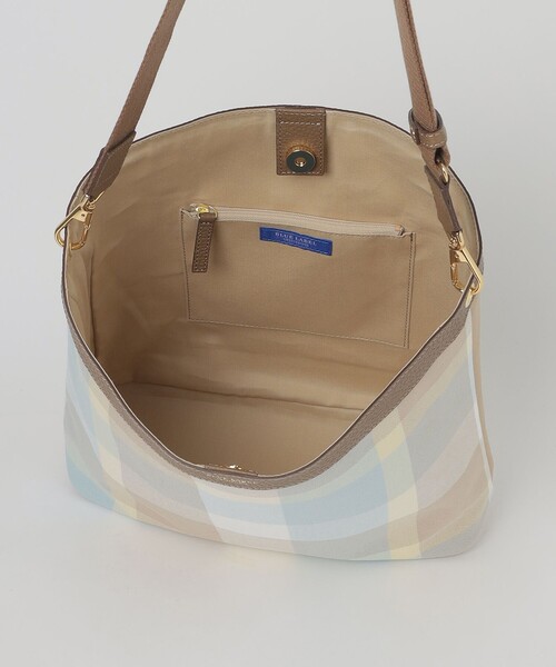 BLUE LABEL CRESTBRIDGE(ブルーレーベルクレストブリッジ)の「クレストブリッジチェックキャンバスショルダー(ショルダーバッグ・レディース・レッド/ベージュ系その他/グリーン系その他・FREE)」の22枚目の写真