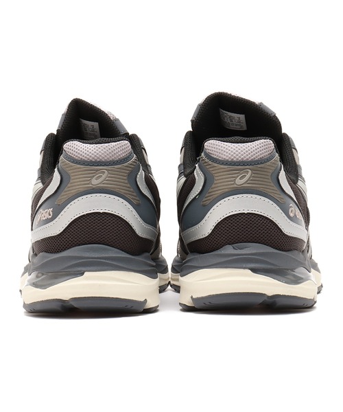 ASICS(アシックス)の「asics GEL-K1011 / アシックス ゲル-K1011(スニーカー・メンズ・ブラック・25.5cm/26.5cm/27.5cm/28.5cm/29.5cm/26.0cm/27.0cm/28.0cm)」の4枚目の写真