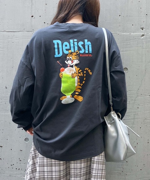 AS KNOW AS plus（アズノゥアズプラス）の「●ワンポイントロゴ刺繍 フォト＆アニマル ビッグサイズロンT（Tシャツ/カットソー・レディース・ライトピンク/スミクロ/オフホワイト・FREE）」の2枚目の写真