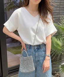 Vネック5分袖ブラウス