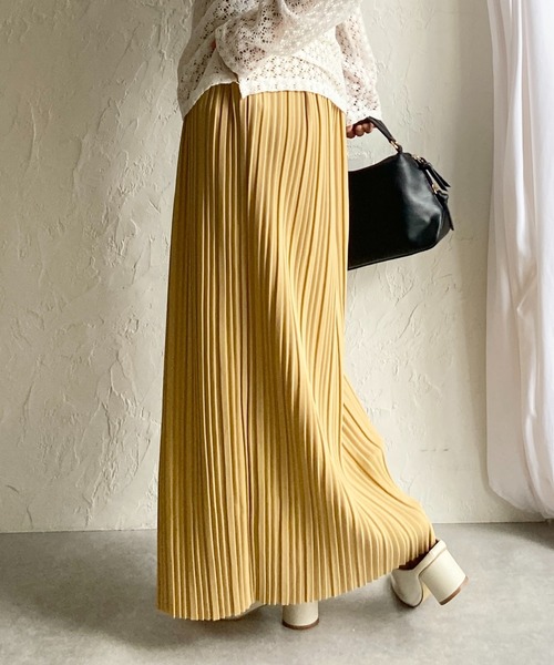 She's Closet（シーズクローゼット）の「ストレートIラインハイウエストロングプリーツスカート（スカート・レディース・アイボリー/グレイッシュベージュ/チャコールグレー/ブラック/ブラック系その他/マスタード/ホワイト系その他/ブラック系その他2・M/L）」の8枚目の写真