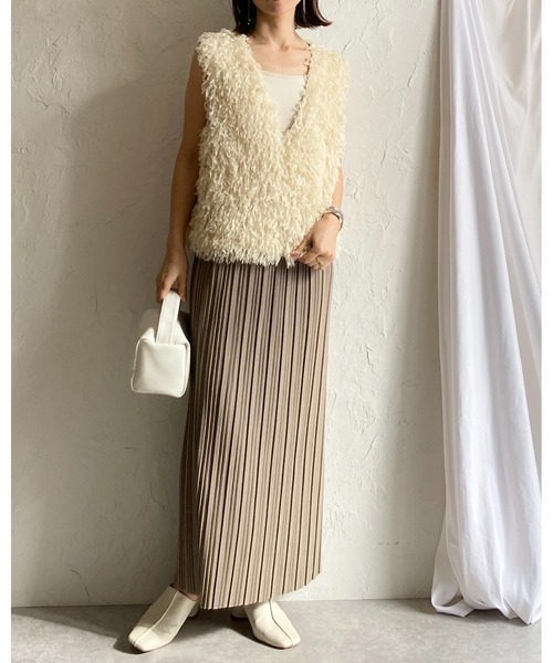 She's Closet（シーズクローゼット）の「ストレートIラインハイウエストロングプリーツスカート（スカート・レディース・アイボリー/グレイッシュベージュ/チャコールグレー/ブラック/ブラック系その他/マスタード/ホワイト系その他/ブラック系その他2・M/L）」の19枚目の写真