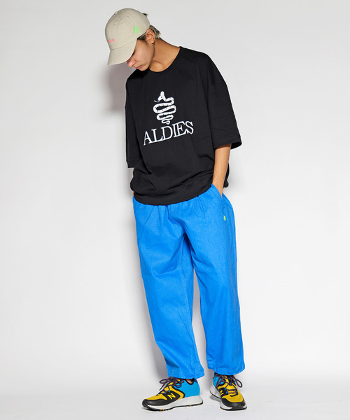 ALDIES(アールディーズ)の「Fluorescence Thick Pants / フルオレッセンスシックパンツ(その他パンツ・メンズ・ブルー/ピンク・MEDIUM/X-LARGE/LARGE/SMALL)」の3枚目の写真