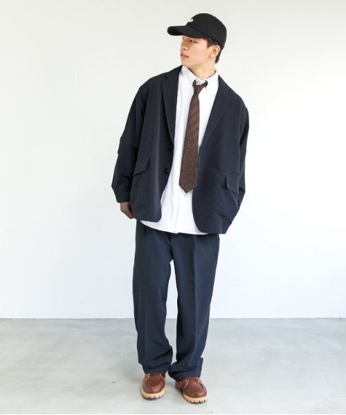 GLAZOS（グラソス）の「【大人向けサイズあり】【セットアップ対応】ユーティリティテーラードジャケット（テーラードジャケット・キッズ・ネイビー/ブラウン・L/S/M/LL）」の6枚目の写真