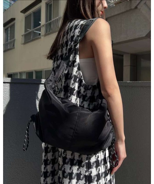 COEL（コエル）の「シャーリングショルダーバッグ（ショルダーバッグ・レディース・カーキ/ブラック・FREE）」の18枚目の写真