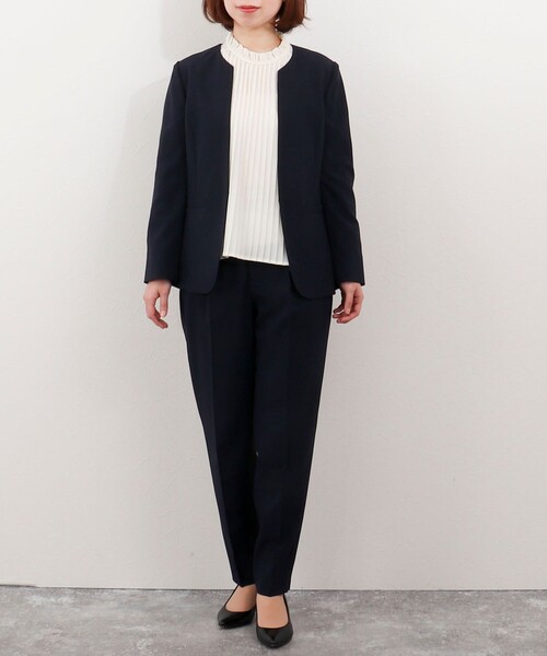 MICO COULIER（ミコクリエ）の「《セットアップ対応》ライトシャンブレージャケット（ノーカラージャケット・レディース・グレー/ネイビー・38/40/36）」の3枚目の写真