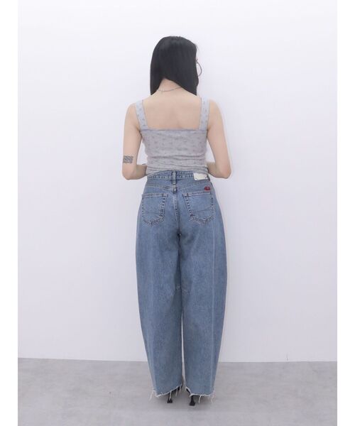 jouetie(ジュエティ)の「ドッキングフリルカットキャミソール(キャミソール・レディース・ブラック/オフホワイト/グレー・MEDIUM)」の12枚目の写真