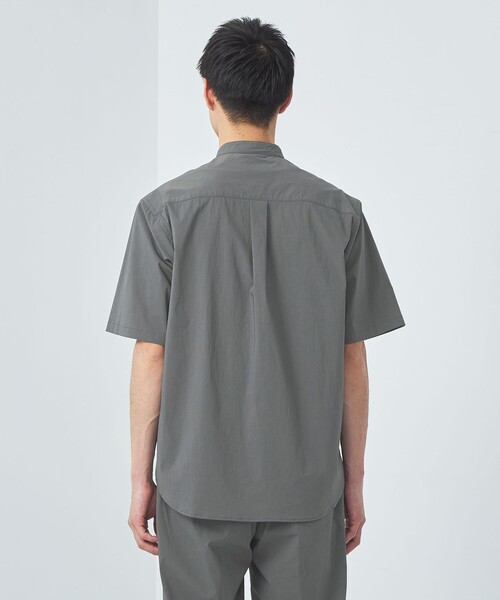 green label relaxing（グリーンレーベルリラクシング）の「WONDER CLOTH バンドカラー 半袖 シャツ -ストレッチ・接触冷感・吸水速乾-（シャツ/ブラウス・メンズ・ブラック/ネイビー/ダークグレー・S/M/L/XL）」の15枚目の写真